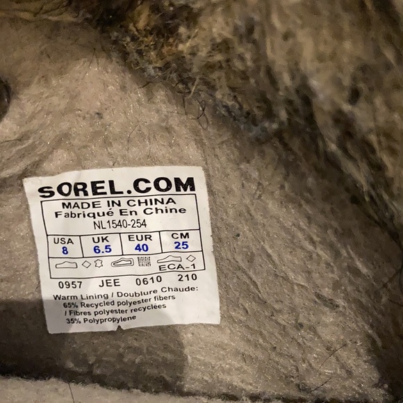 US 8 - Sorel winter duck boot tan / brown. Waterproof. Insulated. Gently used. - Picture 5 of 5